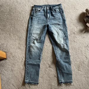 American Eagle Stretch Mom Jean